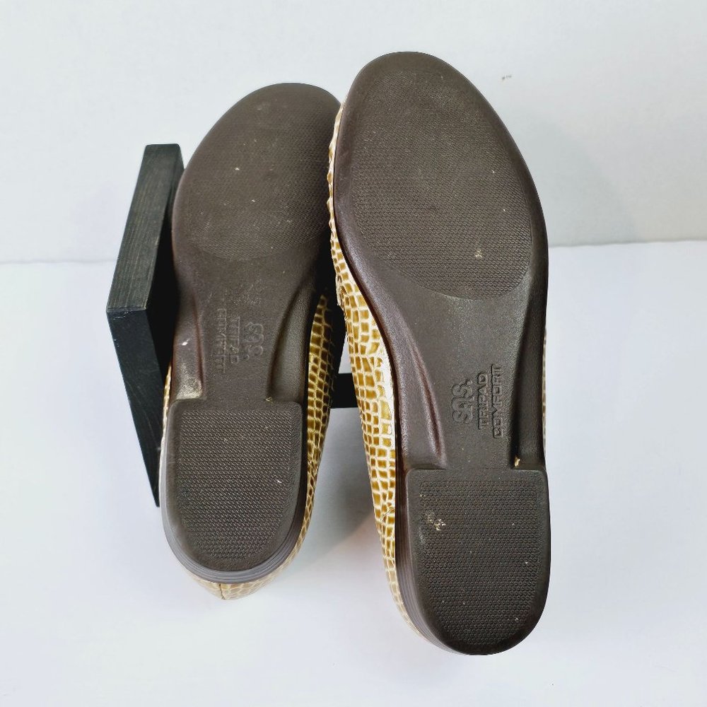 SAS Tripad Comfort Shoes Gold Leather Snakeskin Slip On Loafers Sz 9M - Picture 9 of 9